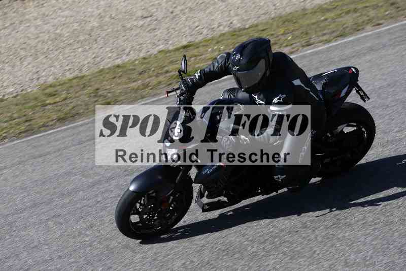 /01 02.04.2026 MAZ ADR/Gruppe rot/23